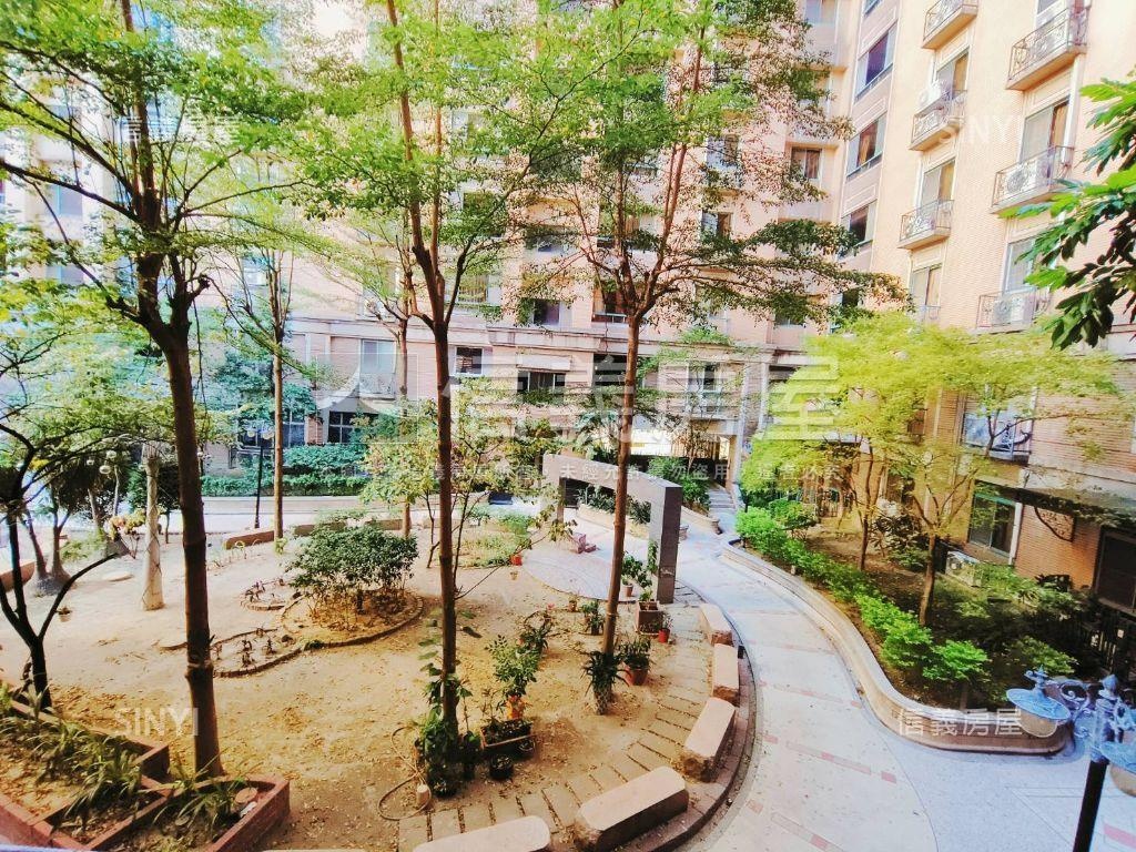 經國麗品˙３房車位房屋室內格局與周邊環境