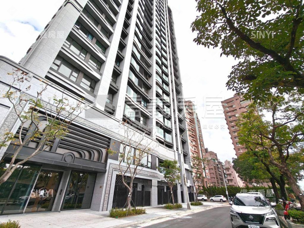 最大直正面河三房雙坡平房屋室內格局與周邊環境