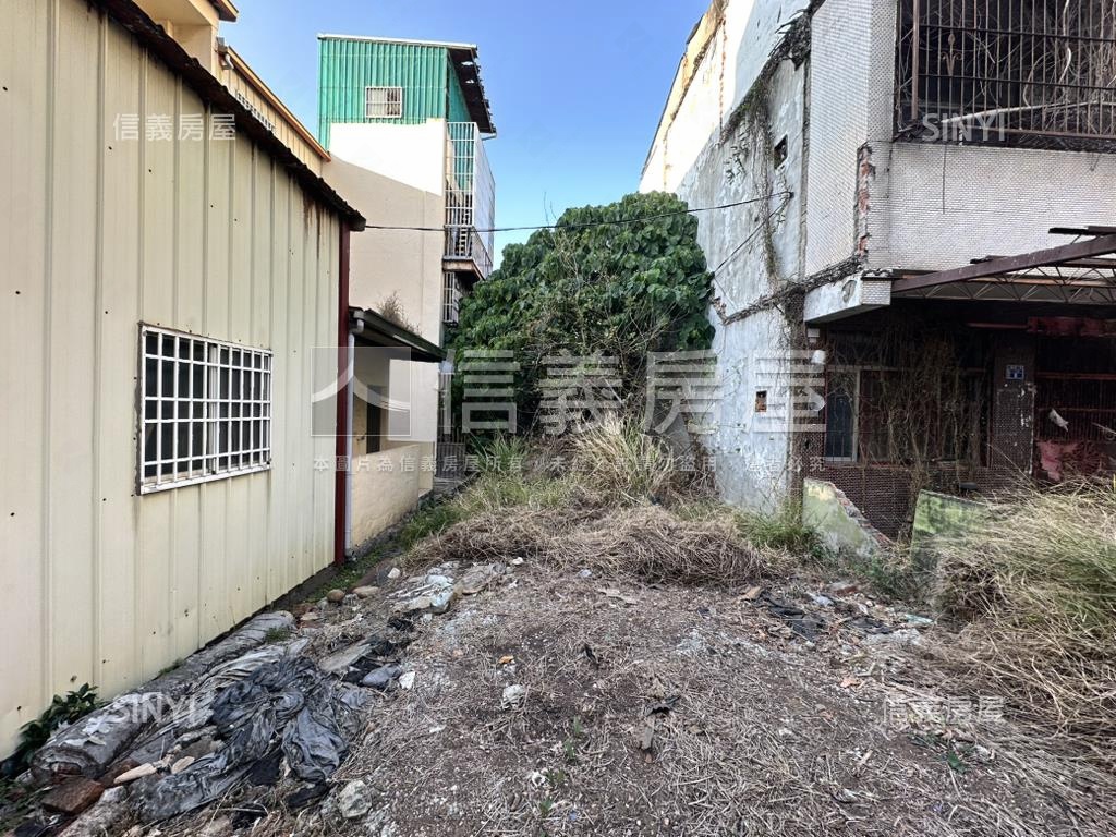 台中近交流道住二土地房屋室內格局與周邊環境