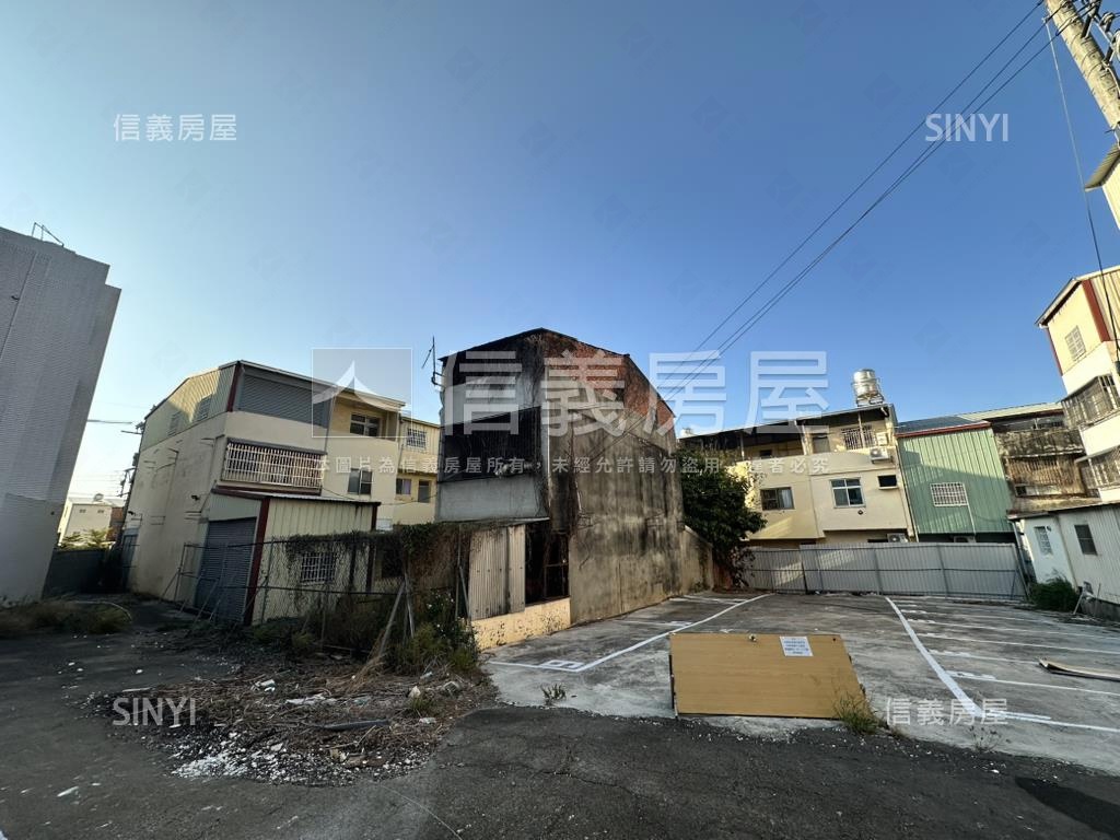 台中近交流道住二土地房屋室內格局與周邊環境