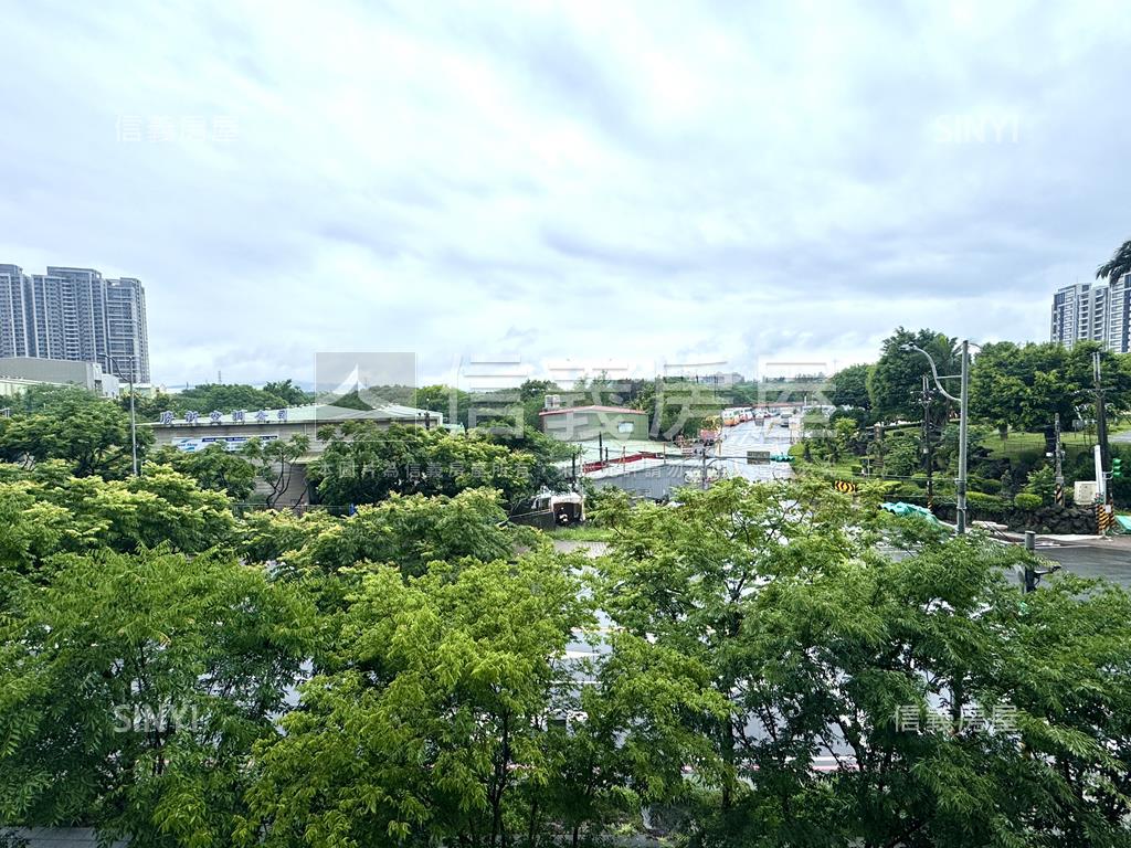 Ａ７樹梢綠意富來三房車位房屋室內格局與周邊環境