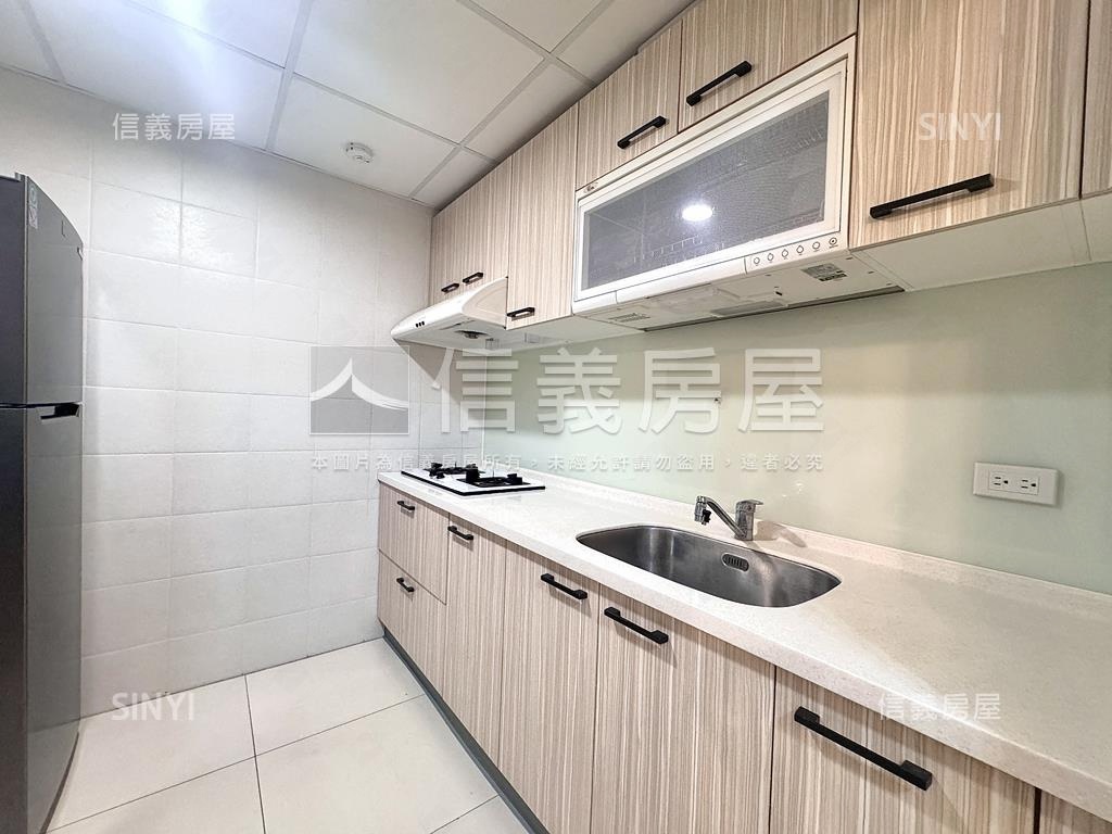 都會公園景觀大２房＆平車房屋室內格局與周邊環境