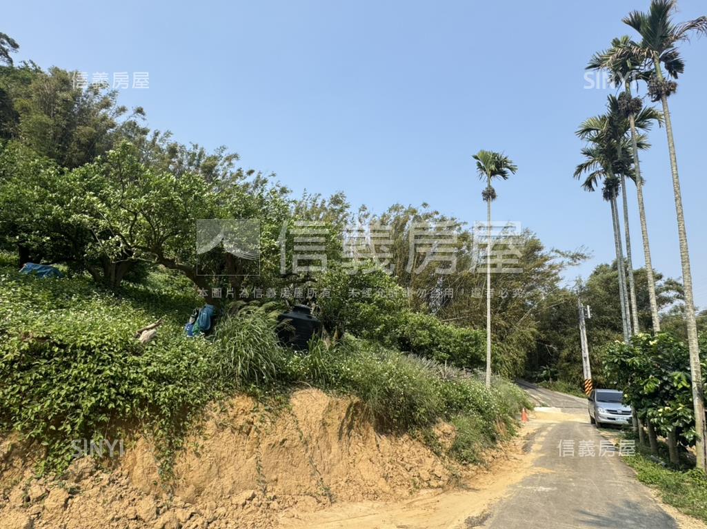 山嵐輕繞悠然靜居天地Ａ房屋室內格局與周邊環境