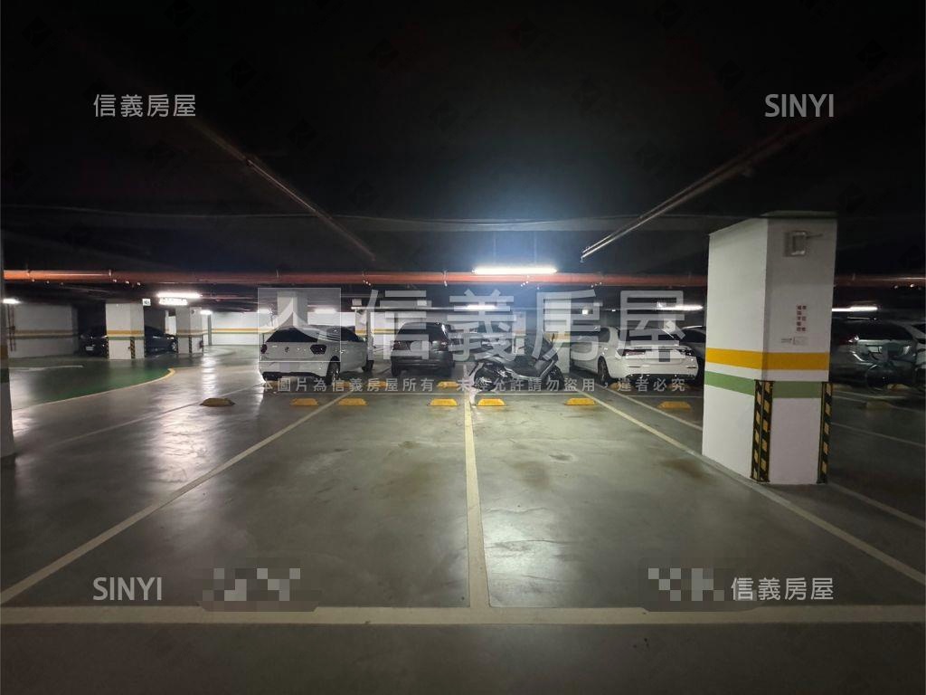 河岸帝王視野四房雙平車位房屋室內格局與周邊環境