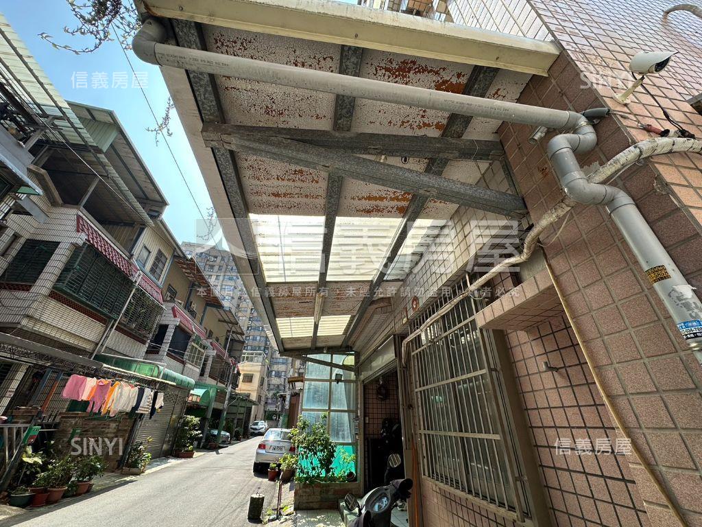 稀有１樓三房方便停車房屋室內格局與周邊環境