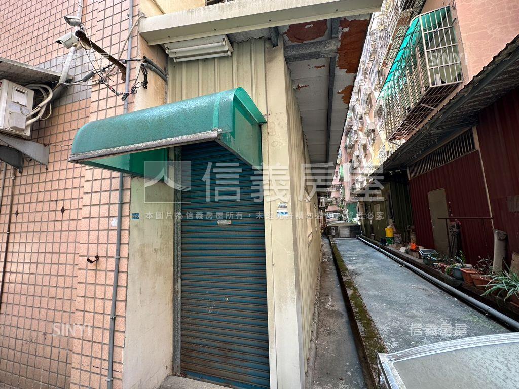 稀有１樓三房方便停車房屋室內格局與周邊環境