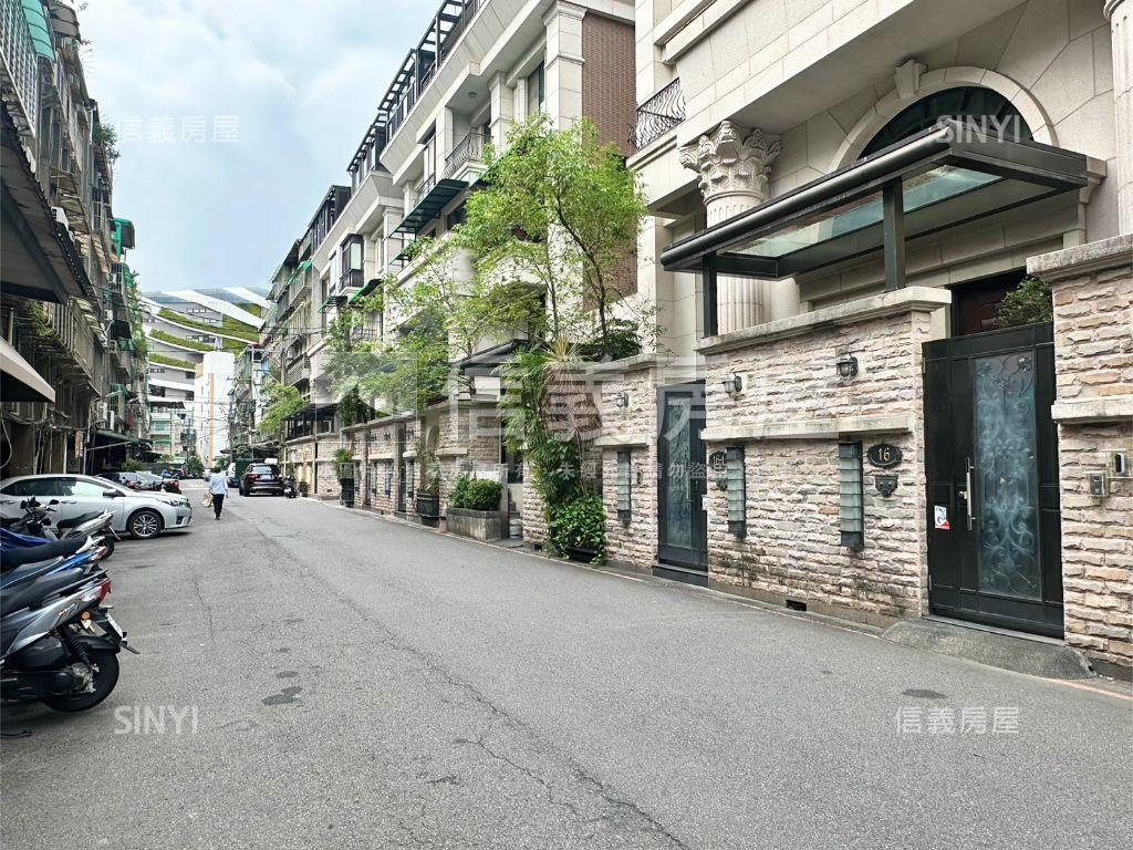 一樓辦公自用兩相宜房屋室內格局與周邊環境