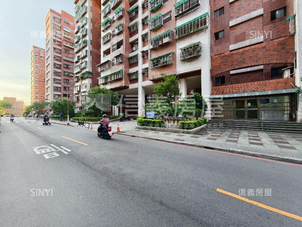 陸光國宅三房美屋房屋室內格局與周邊環境
