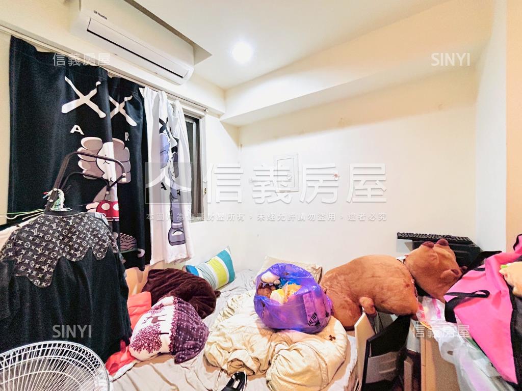 竹城富士三房車位房屋室內格局與周邊環境