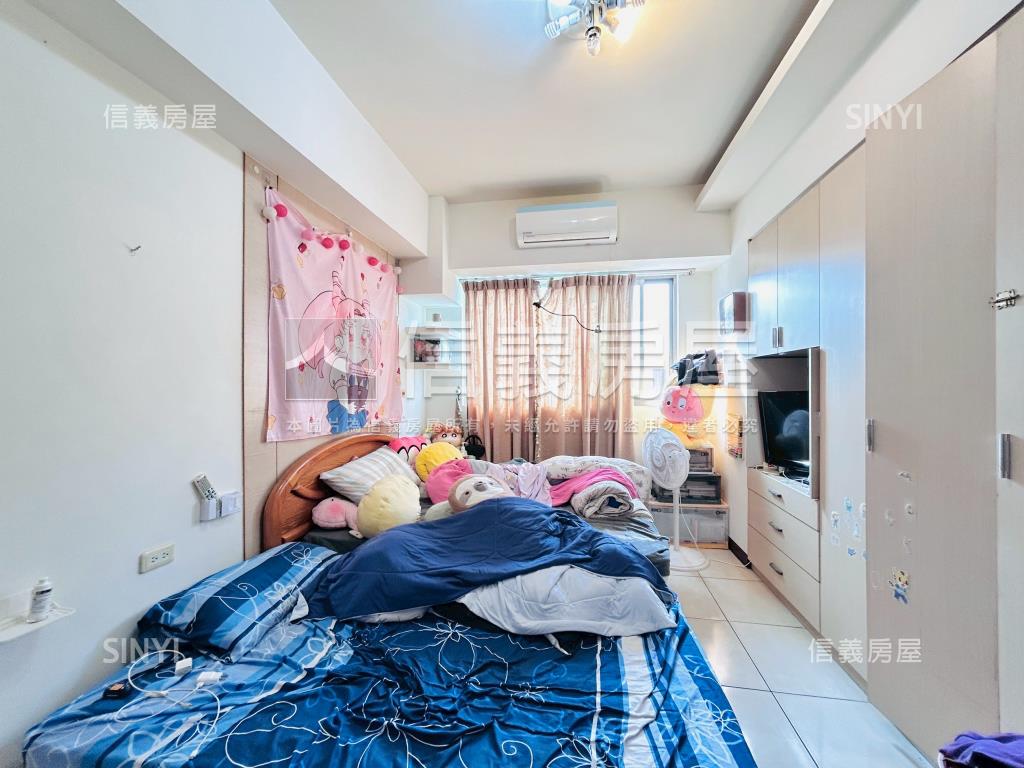 竹城富士三房車位房屋室內格局與周邊環境