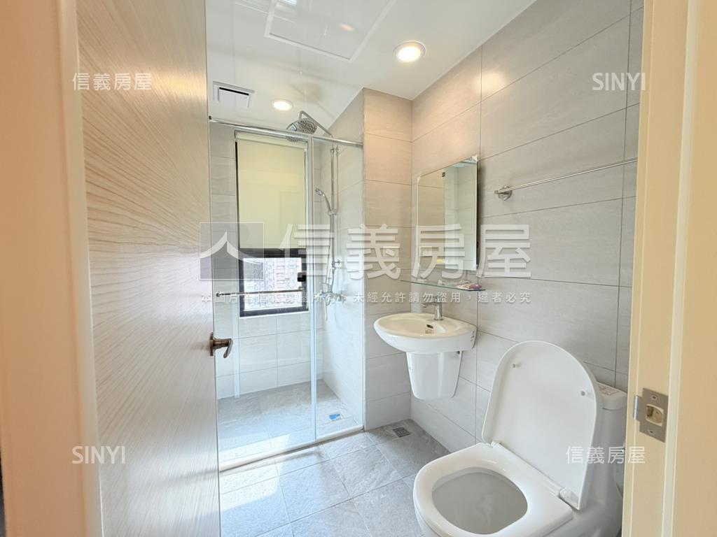 鼎藏學苑★面公園三房車位房屋室內格局與周邊環境