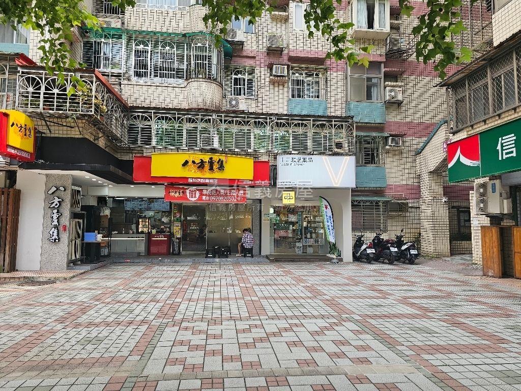 美堤花園中庭黃金店面房屋室內格局與周邊環境