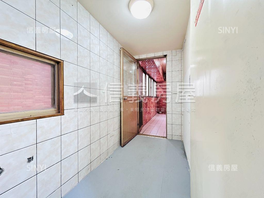 統領台北三房車位房屋室內格局與周邊環境