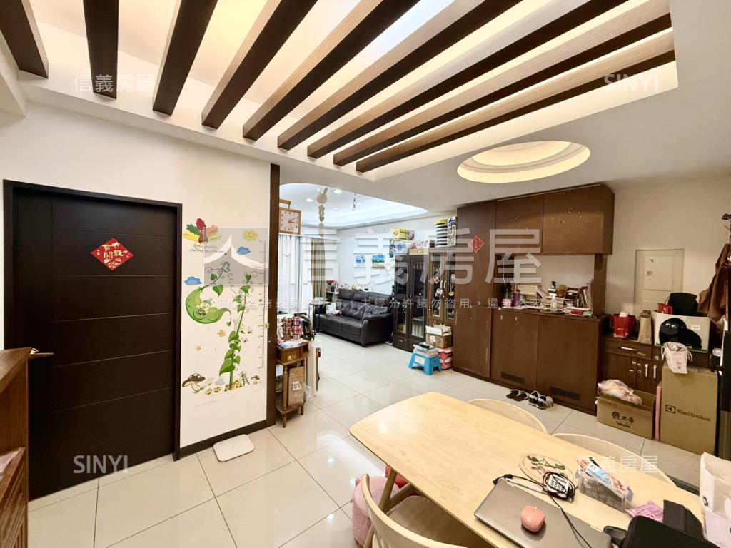 高鐵區原美館溫馨美三房房屋室內格局與周邊環境