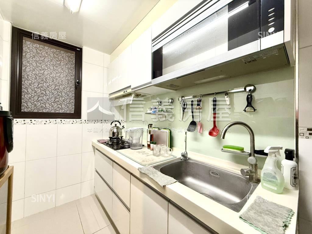 高鐵區原美館溫馨美三房房屋室內格局與周邊環境