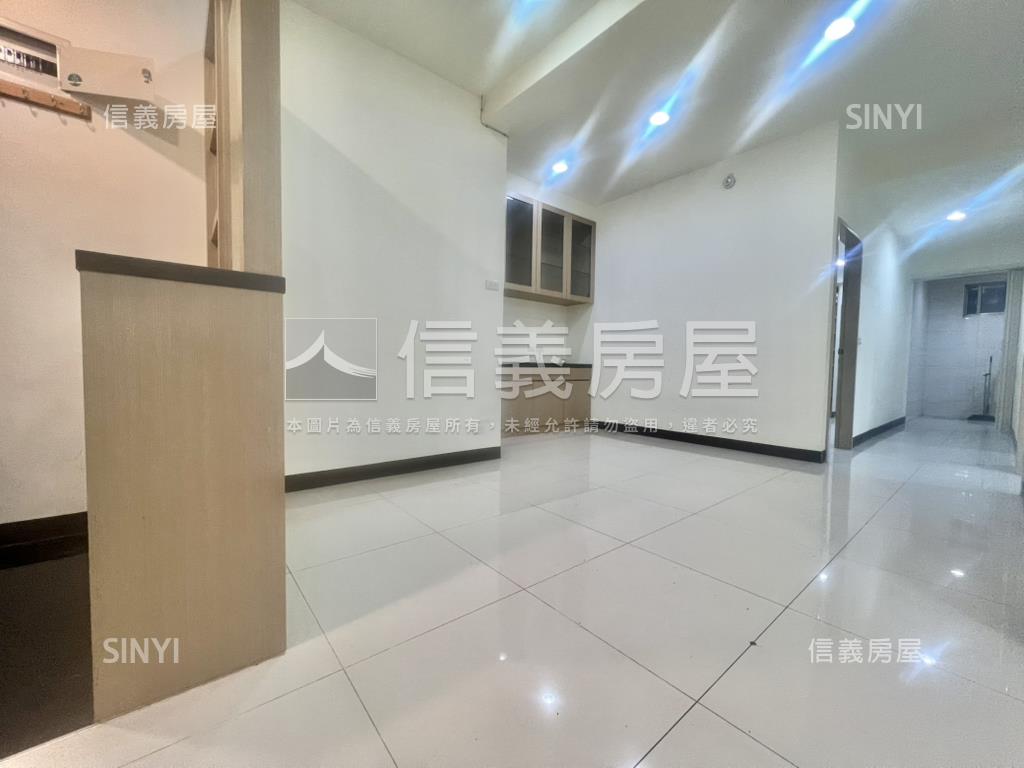 公寓一樓舒適大空間房屋室內格局與周邊環境