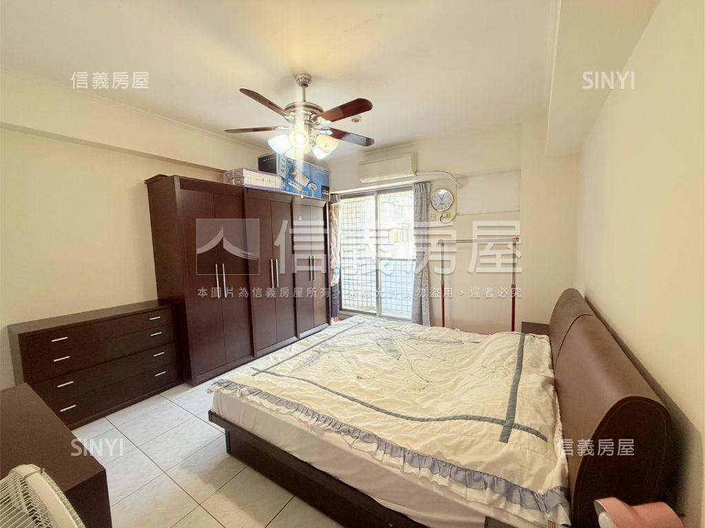 近捷運平面車位採光三房房屋室內格局與周邊環境