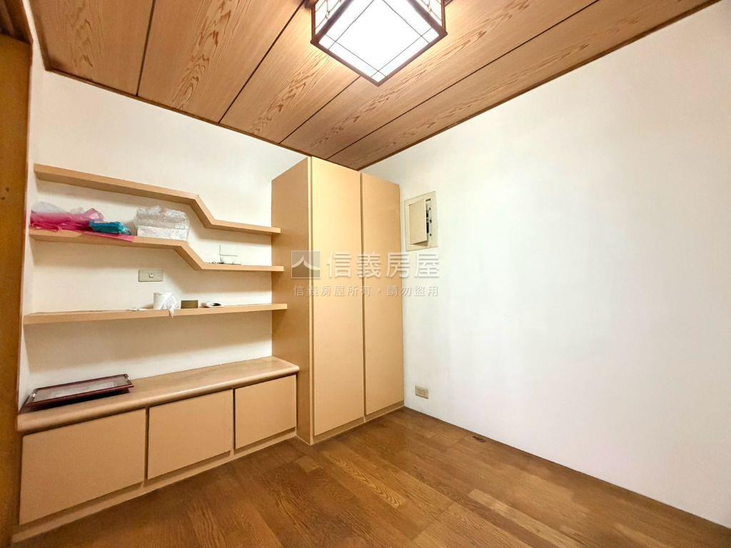 近海山捷運溫馨三房房屋室內格局與周邊環境