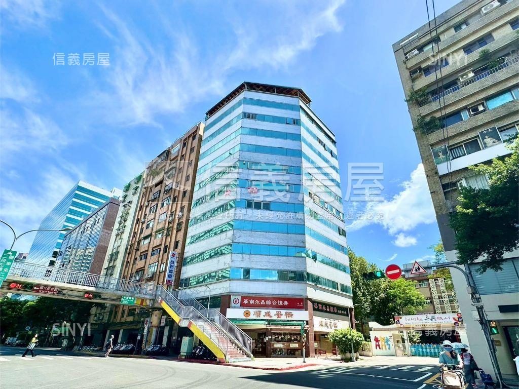 專任世貿帷幕角間商辦房屋室內格局與周邊環境