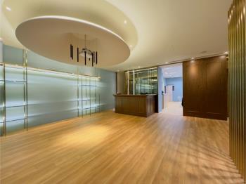 面寬挑高維瓦第黃金住店