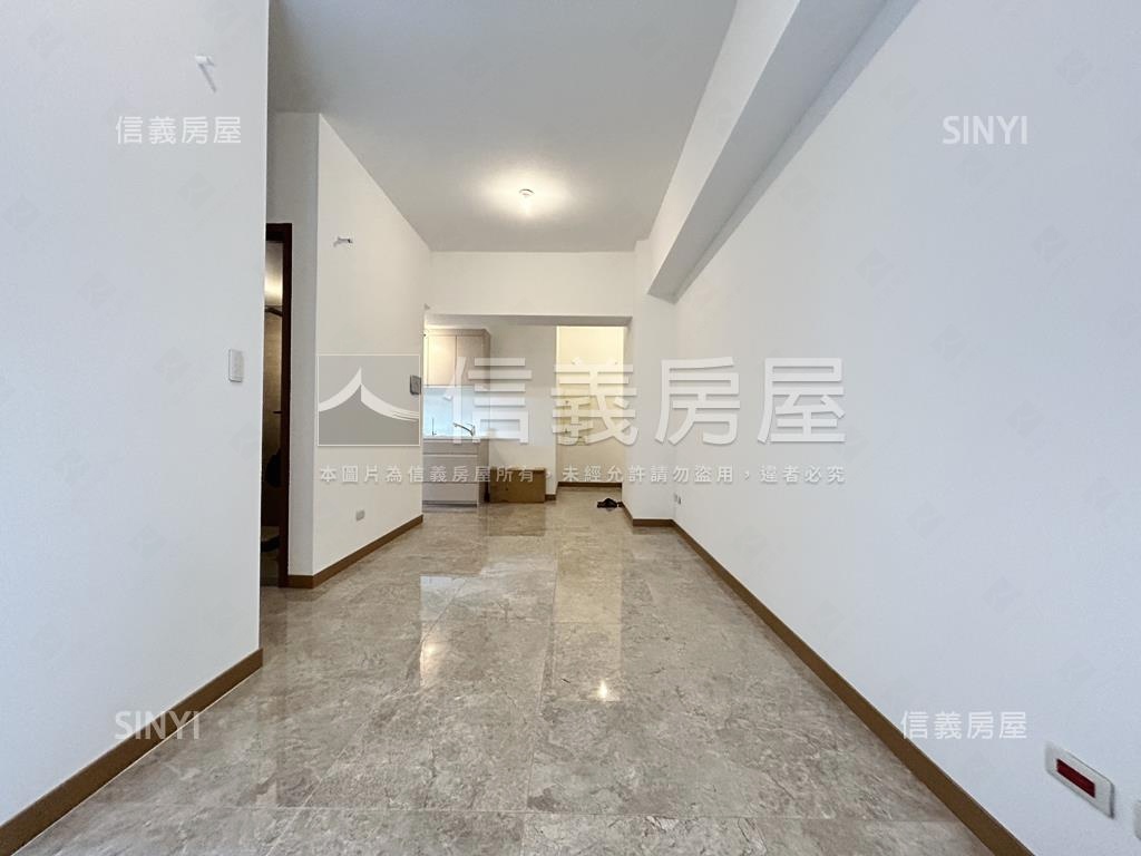 敦北小巨蛋後棟安靜二房房屋室內格局與周邊環境