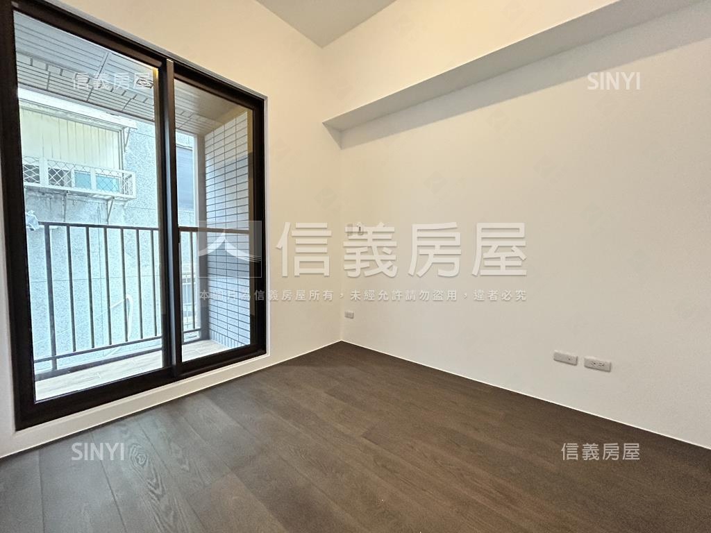 敦北小巨蛋後棟安靜二房房屋室內格局與周邊環境
