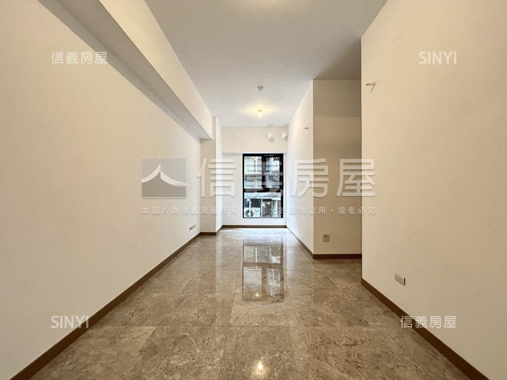 敦北小巨蛋後棟安靜二房房屋室內格局與周邊環境