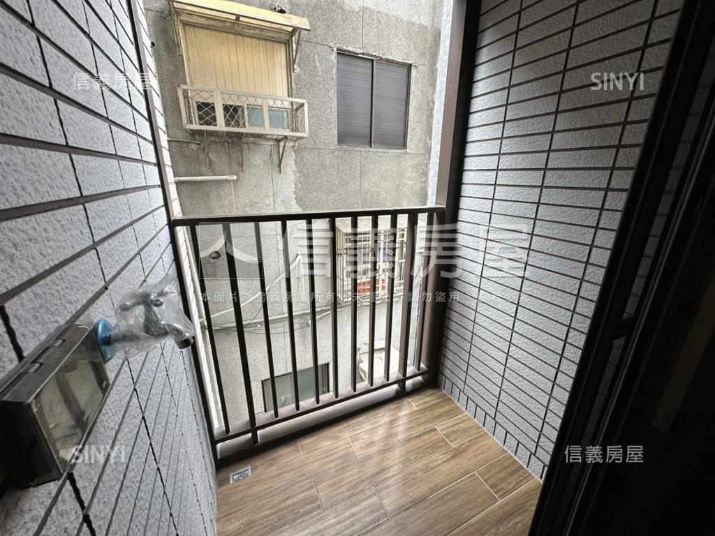 敦北小巨蛋後棟安靜二房房屋室內格局與周邊環境
