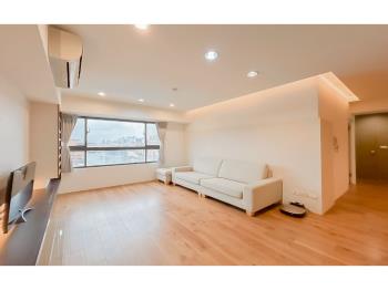 馬到成功勇建薪傳三房車位