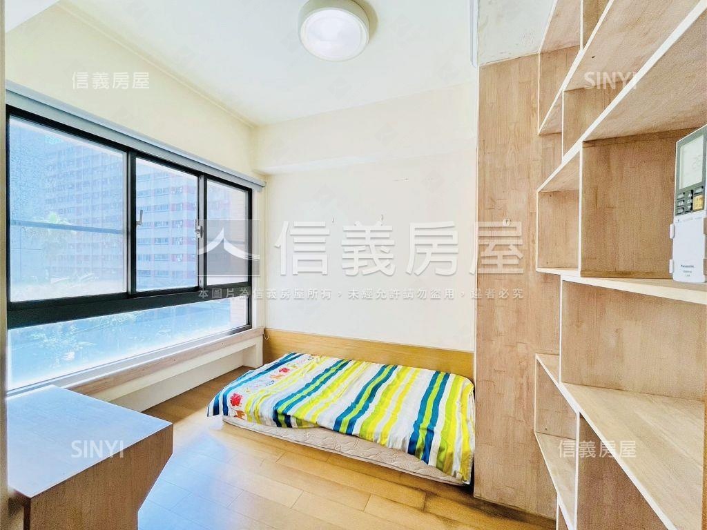 林鼎跨界．三房平面車位房屋室內格局與周邊環境