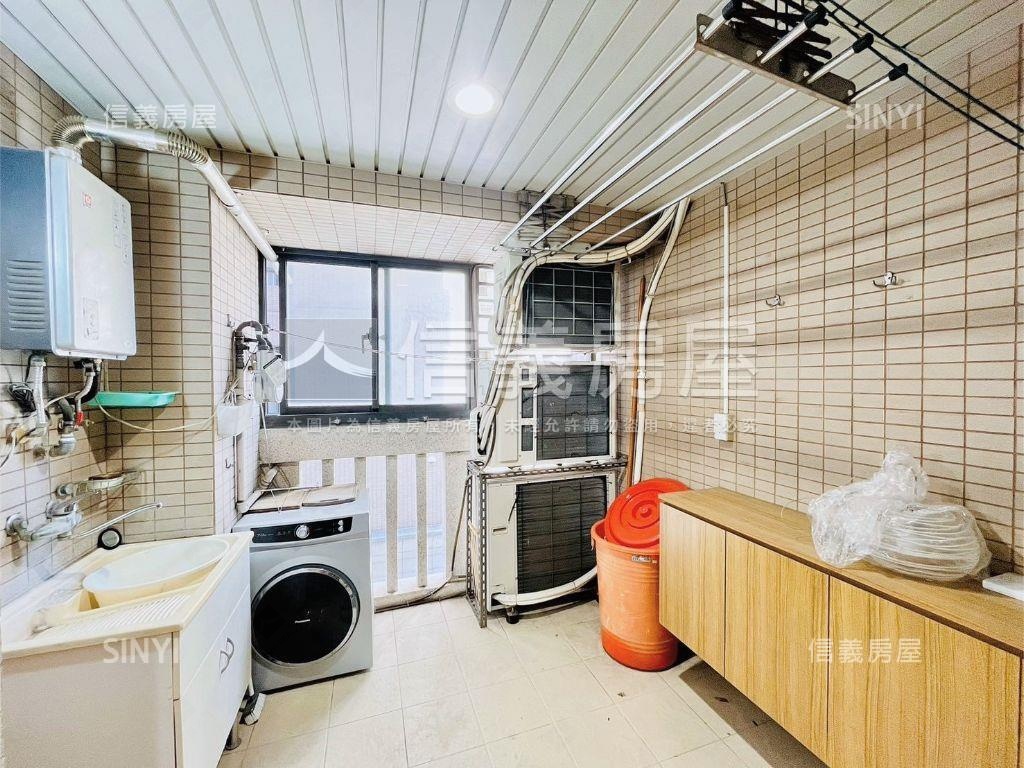 林鼎跨界．三房平面車位房屋室內格局與周邊環境