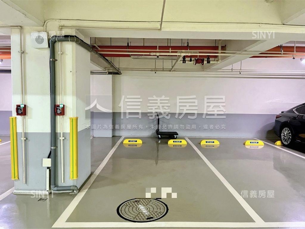 林鼎跨界．三房平面車位房屋室內格局與周邊環境