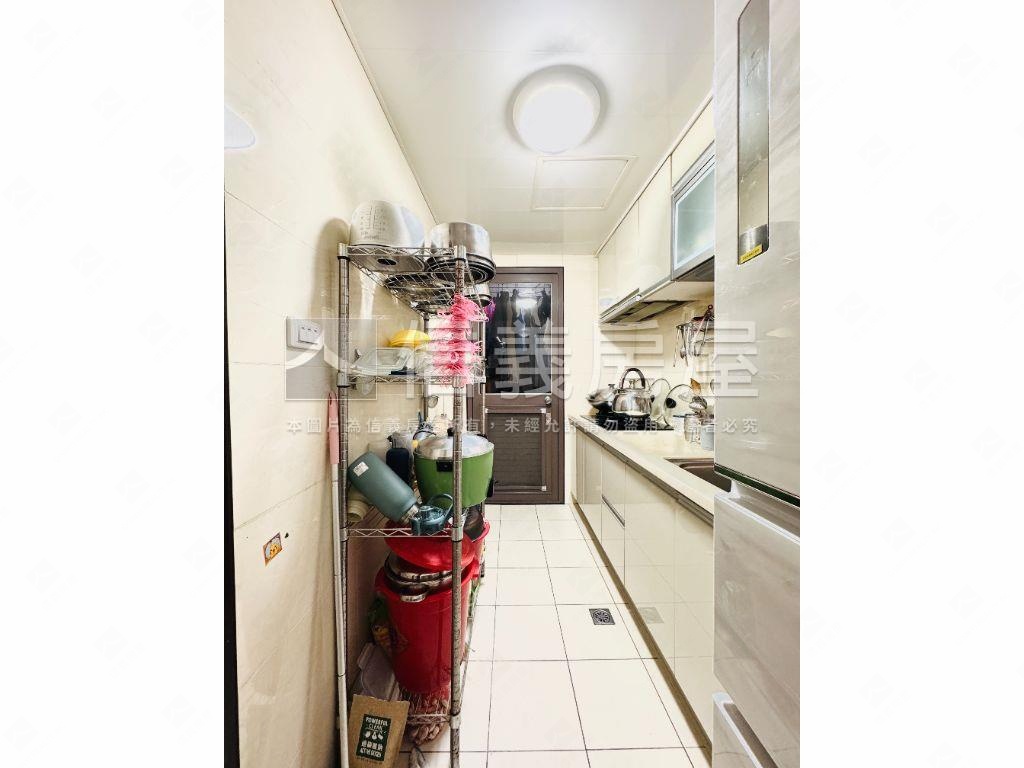 ＳＳＳ活力城低總輕鬆購屋房屋室內格局與周邊環境