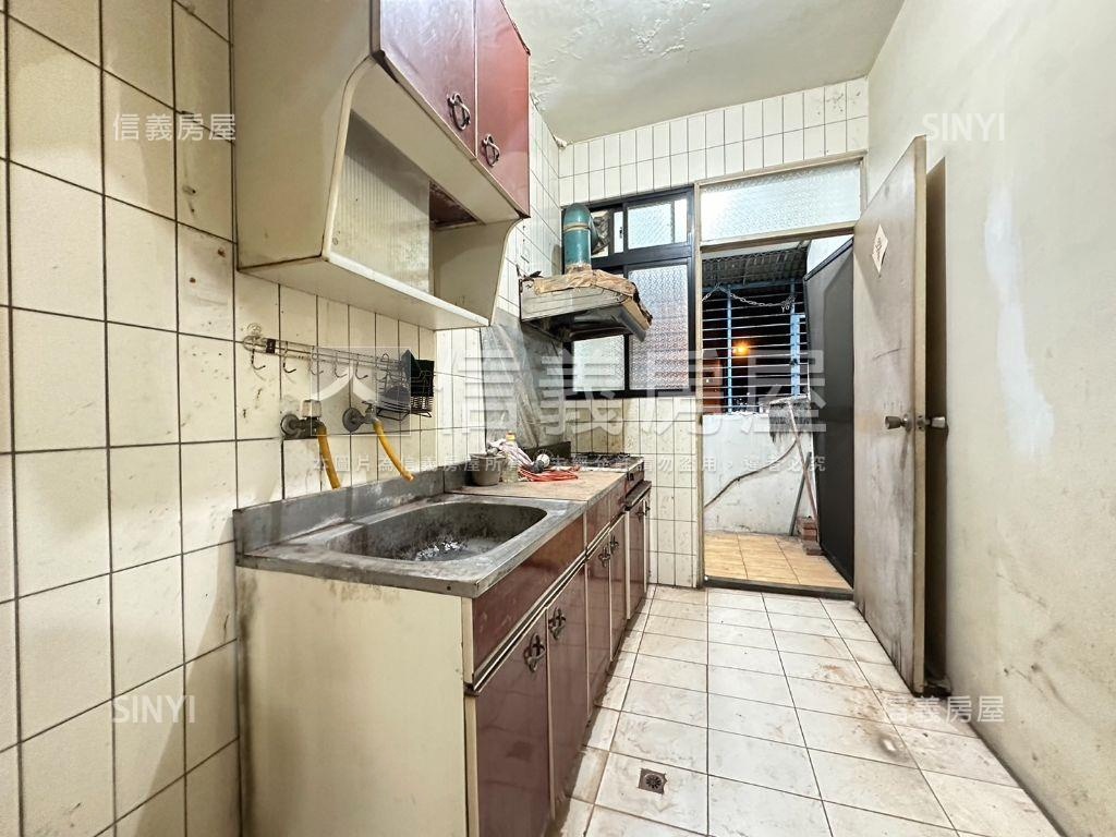 稀有中正路美寓房屋室內格局與周邊環境
