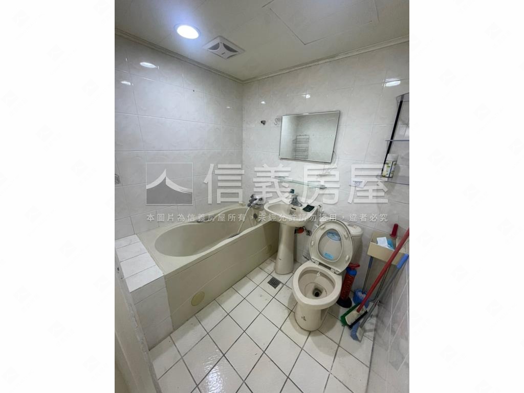 民生大坪數商辦房屋室內格局與周邊環境