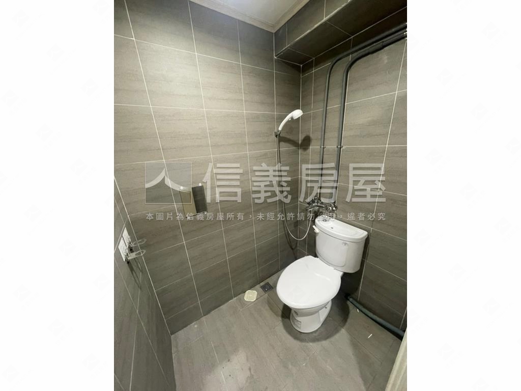 民生大坪數商辦房屋室內格局與周邊環境