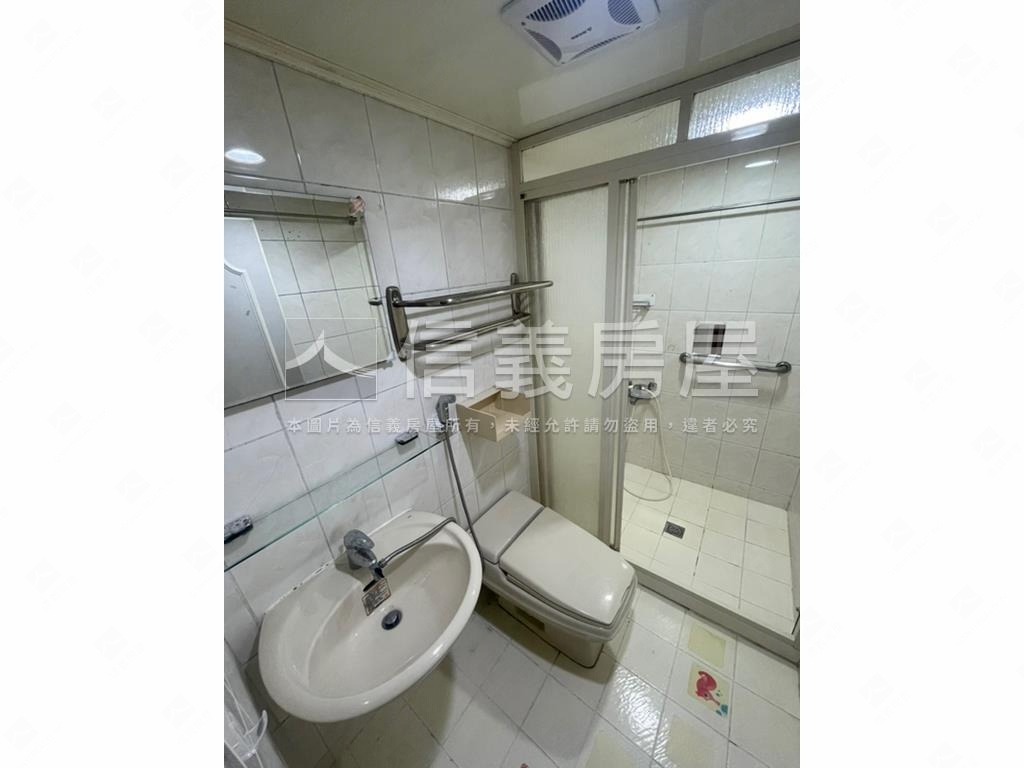 民生大坪數商辦房屋室內格局與周邊環境