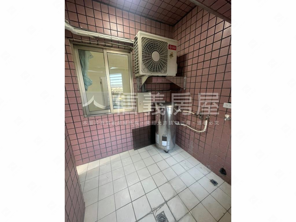 民生大坪數商辦房屋室內格局與周邊環境