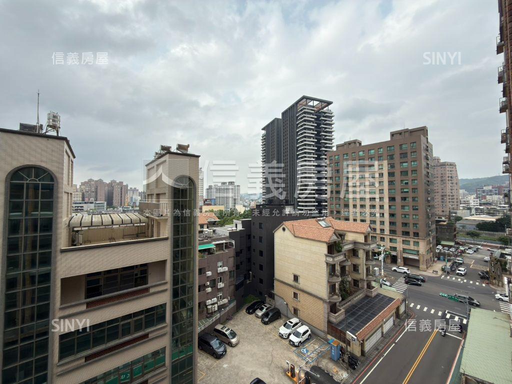 昭揚天籟兩房車位房屋室內格局與周邊環境