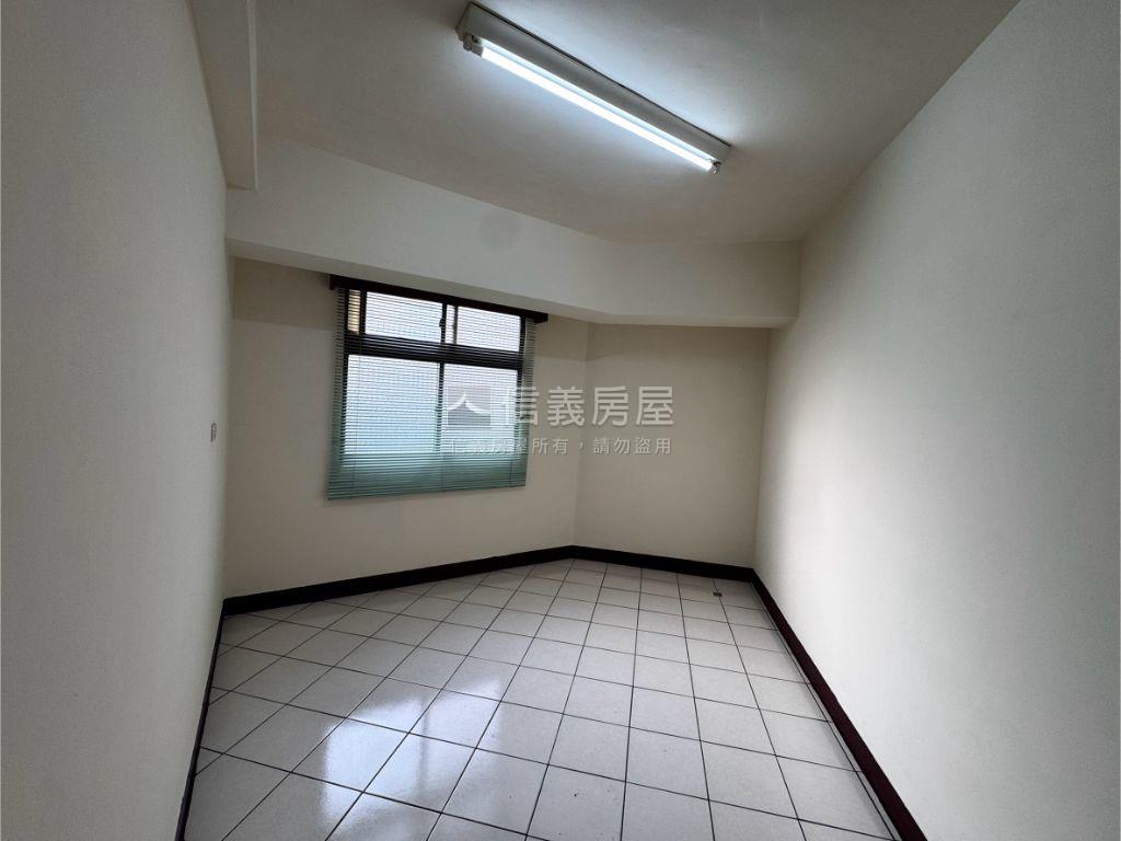 中國醫旁美德街二樓美寓房屋室內格局與周邊環境