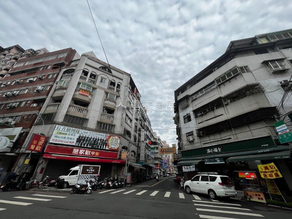 中國醫旁美德街二樓美寓房屋室內格局與周邊環境