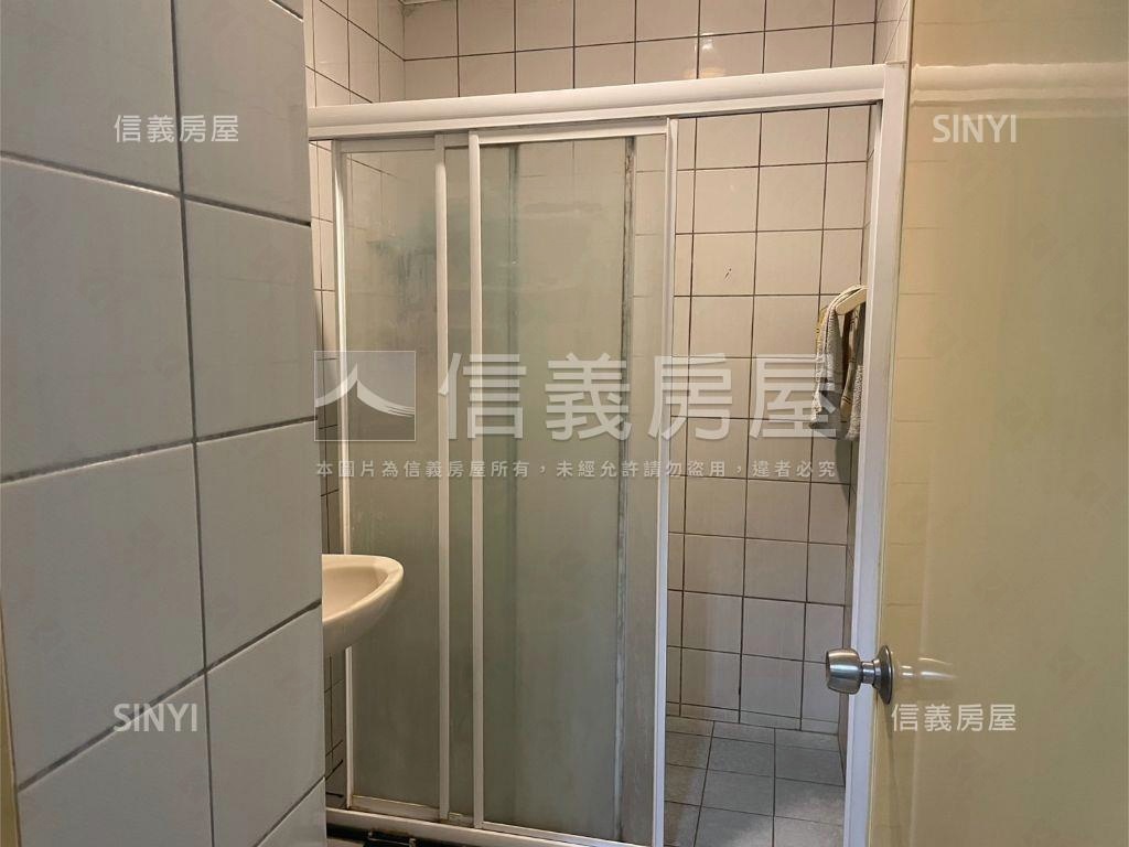 凱旋天下視野宅房屋室內格局與周邊環境
