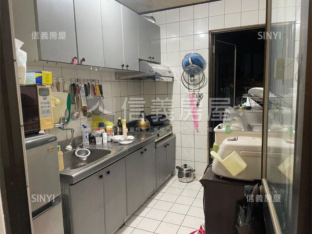 凱旋天下視野宅房屋室內格局與周邊環境
