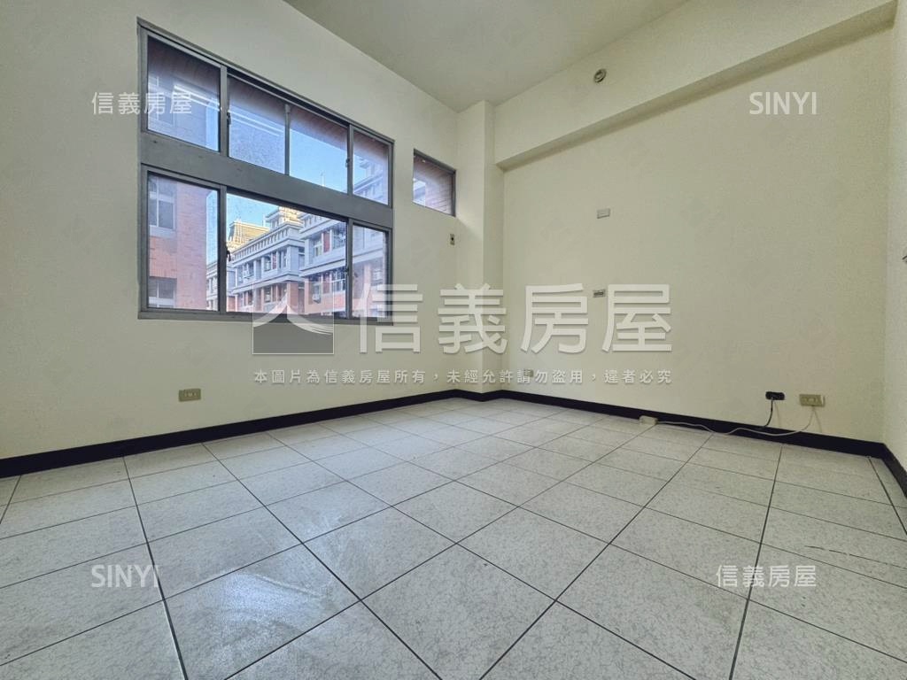 工學商圈二房＋１室附車位房屋室內格局與周邊環境