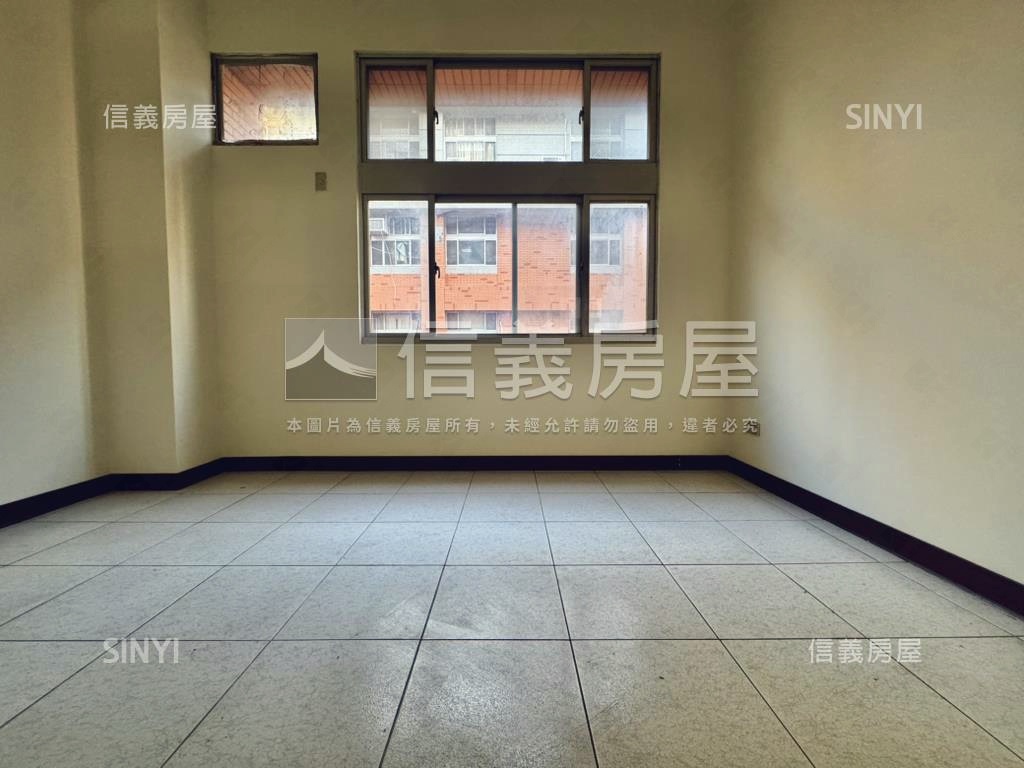 工學商圈二房＋１室附車位房屋室內格局與周邊環境