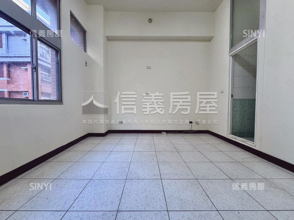 工學商圈二房＋１室附車位房屋室內格局與周邊環境