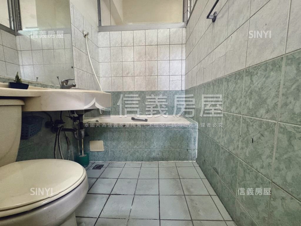 工學商圈二房＋１室附車位房屋室內格局與周邊環境