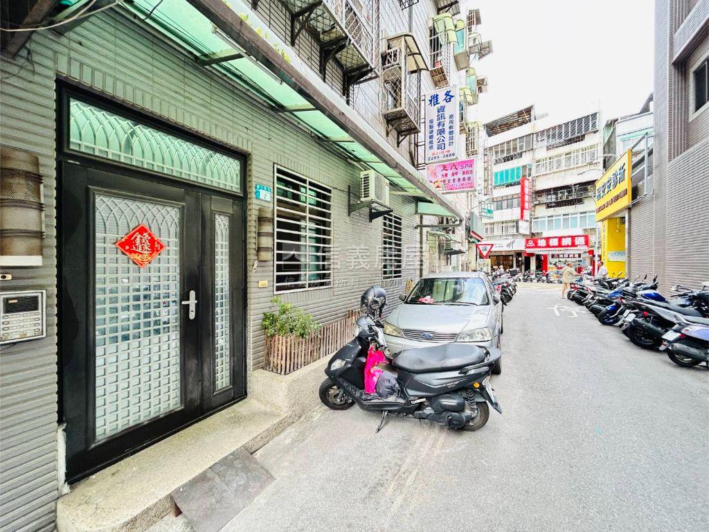 近佳瑪方正格局面寬一樓房屋室內格局與周邊環境