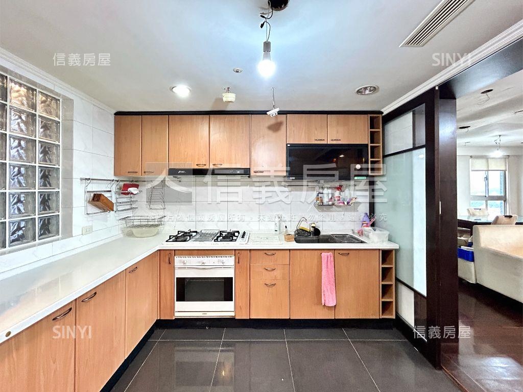 天琴凌霄·雙層傳家房屋室內格局與周邊環境