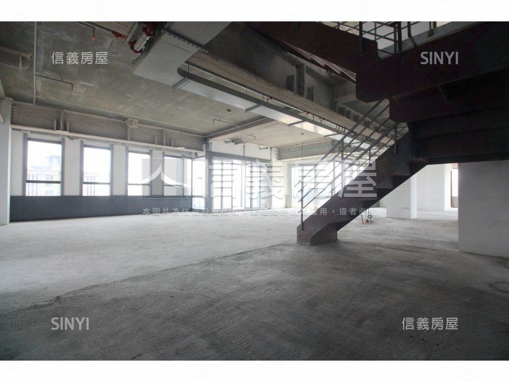 謙岳‧撥雲見日樓中樓房屋室內格局與周邊環境